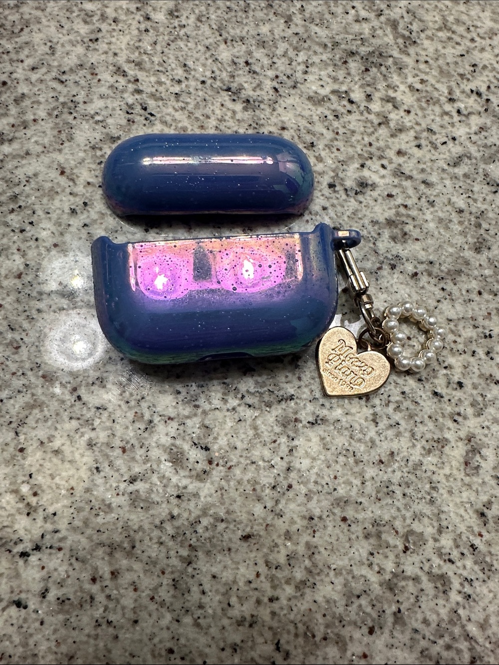 Mezzo Piano Air Pod Pro Hard Protection Case with Purplish blue Iridescent Finis